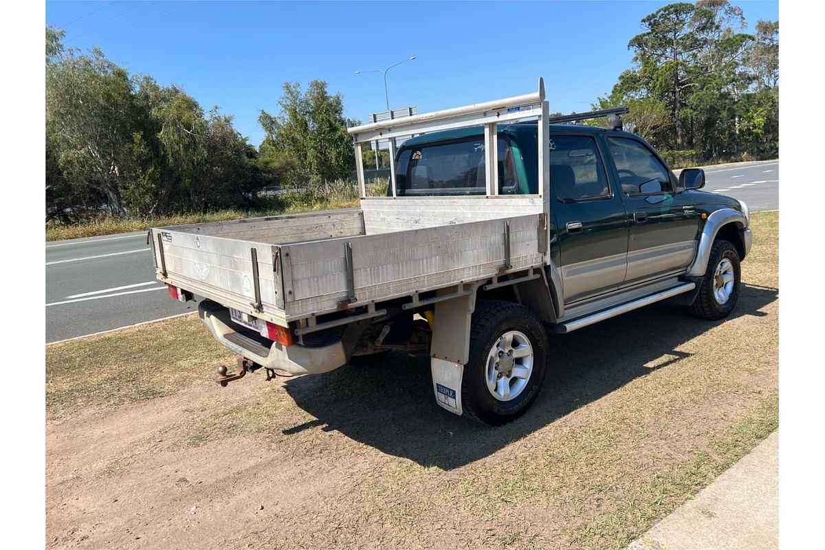 2003 Toyota Hilux SR5 VZN167R 4X4