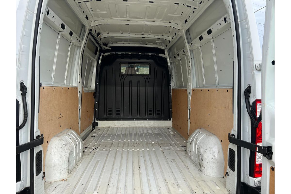 2018 Renault Master X62