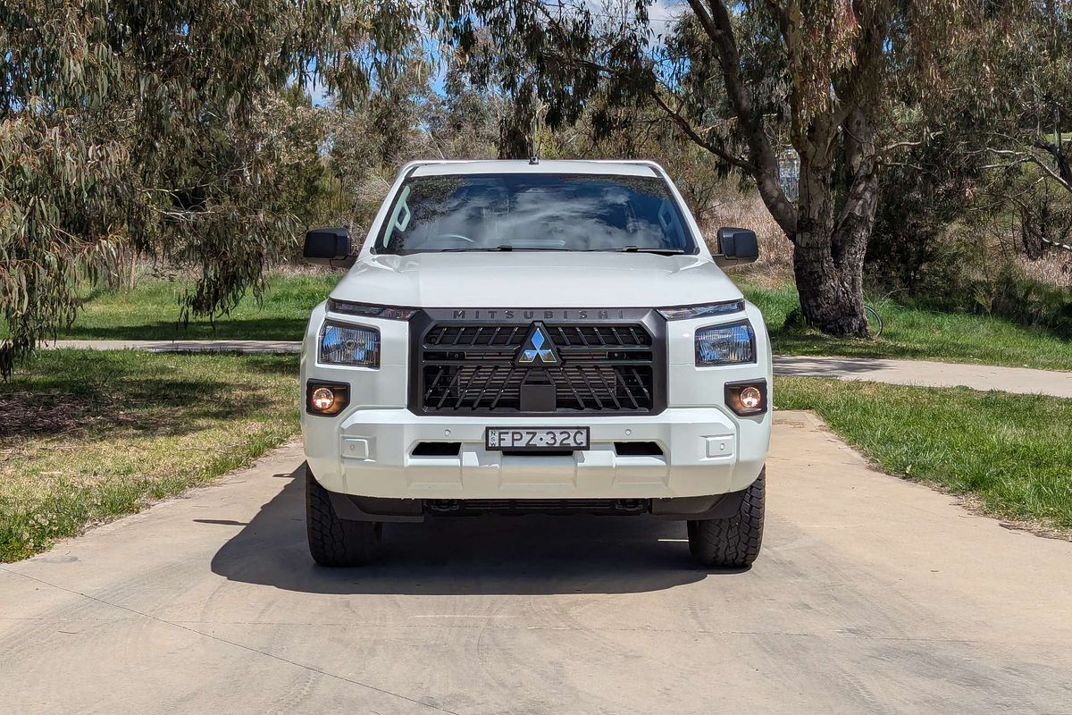 2025 Mitsubishi Triton GLX+ MV 4X4