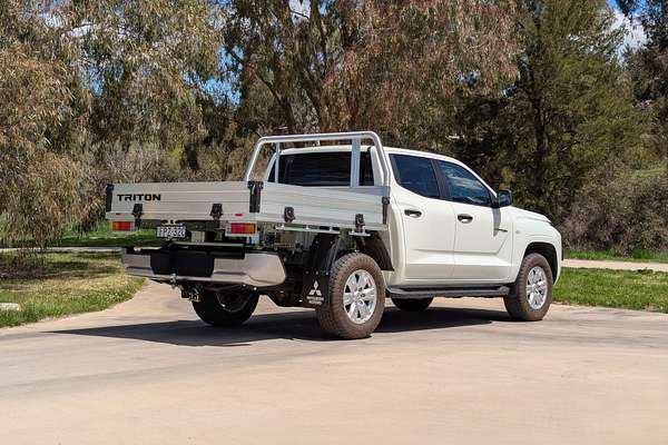 2025 Mitsubishi Triton GLX+ MV 4X4