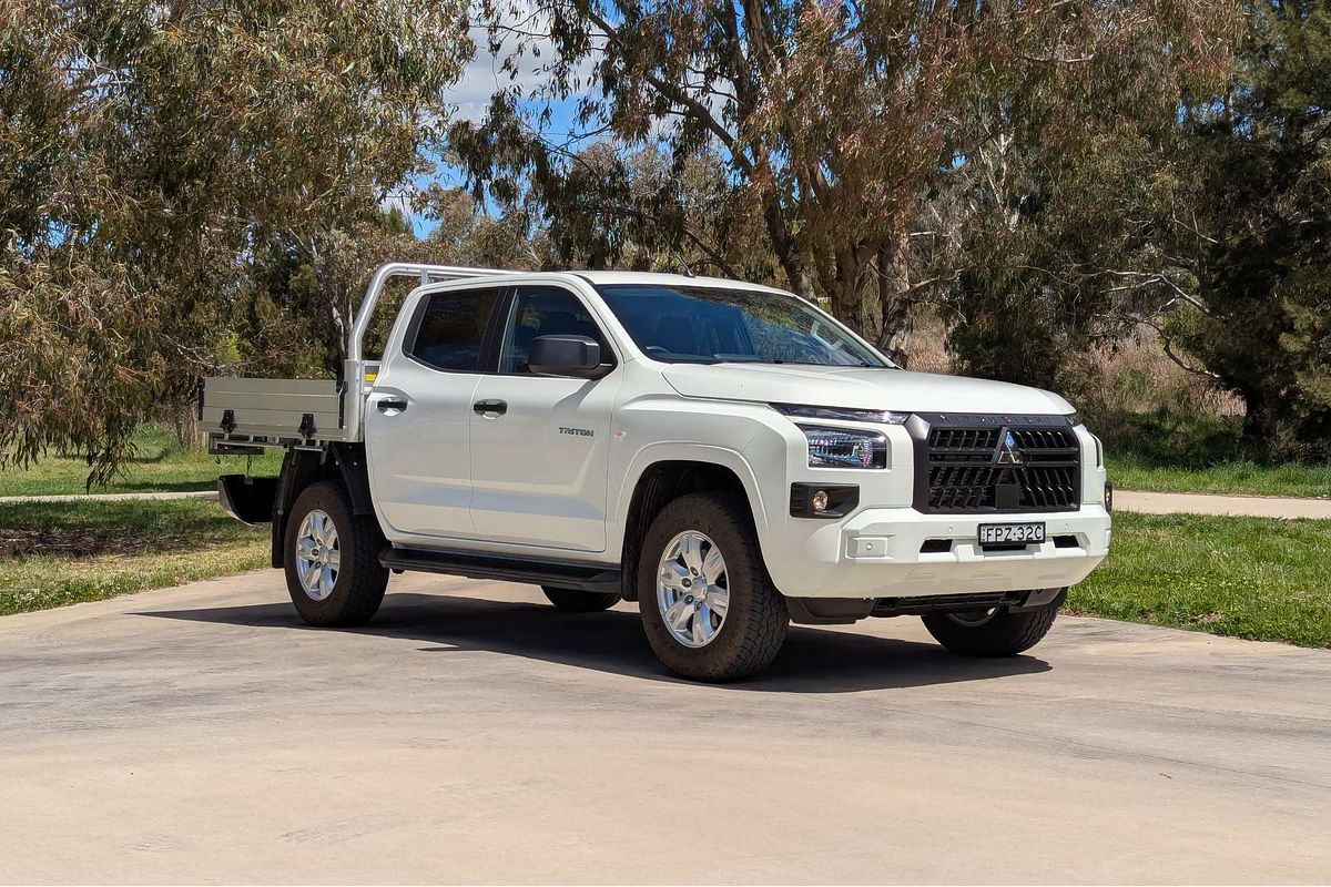 2025 Mitsubishi Triton GLX+ MV 4X4