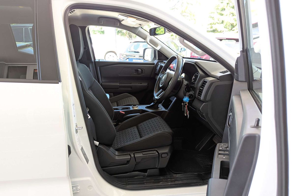 2025 Mitsubishi Triton GLX+ MV 4X4