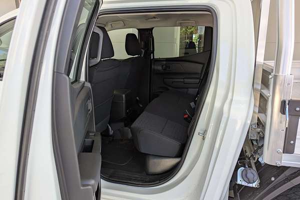 2025 Mitsubishi Triton GLX+ MV 4X4