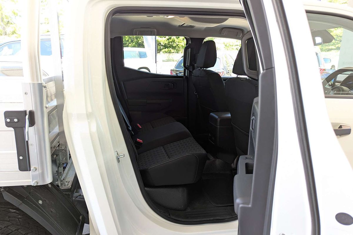 2025 Mitsubishi Triton GLX+ MV 4X4