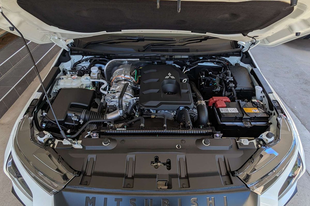 2025 Mitsubishi Triton GLX+ MV 4X4