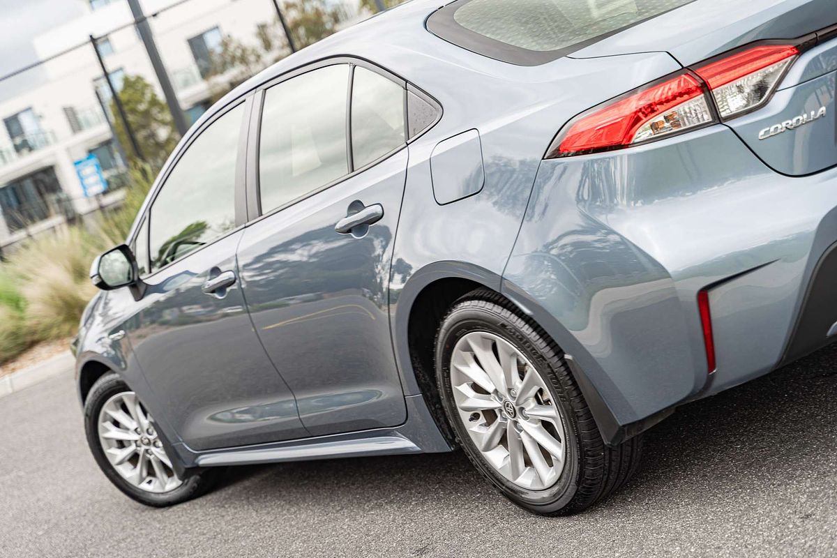 2021 Toyota Corolla Ascent Sport Hybrid ZWE211R