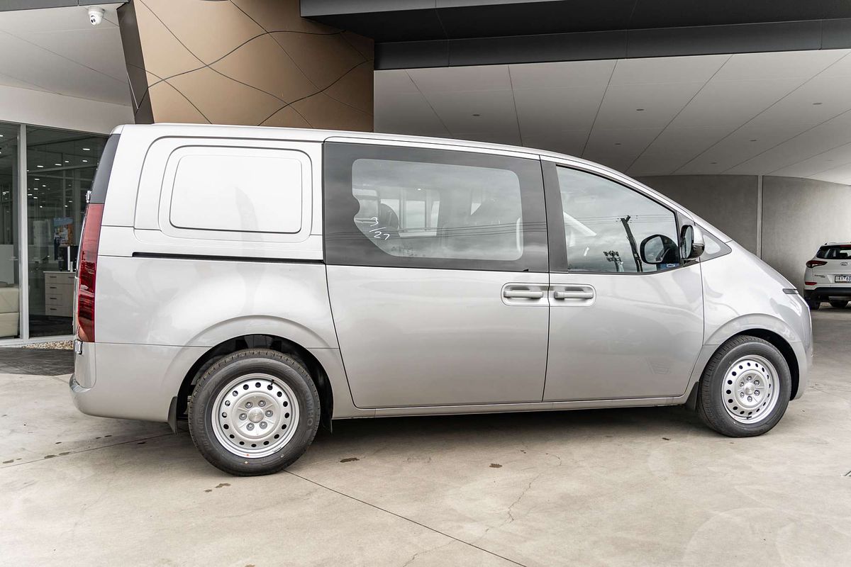2025 Hyundai STARIA LOAD Premium US4.V3