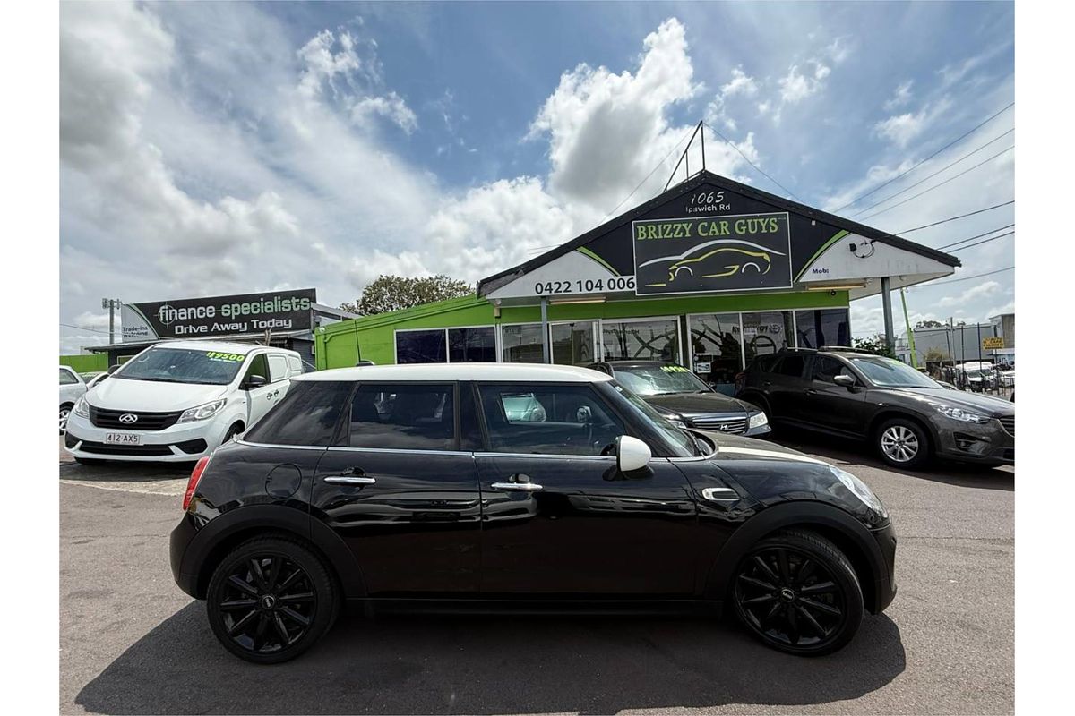 2017 MINI Hatch COOPER F55