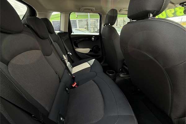2017 MINI Hatch COOPER F55