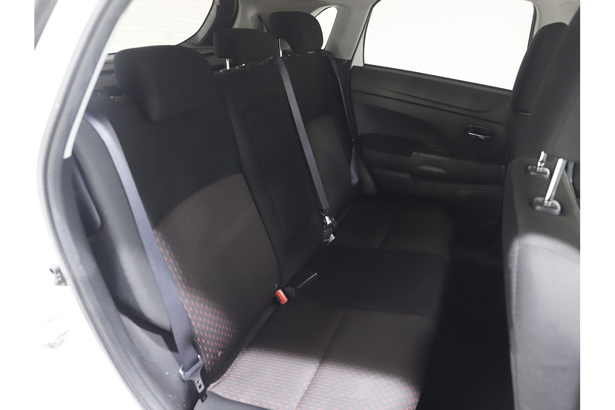 2017 Mitsubishi XC ASX LS 2.0L PET CVT 2WD