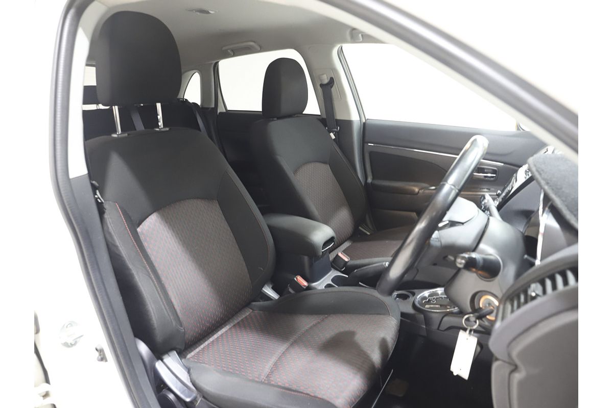 2017 Mitsubishi XC ASX LS 2.0L PET CVT 2WD