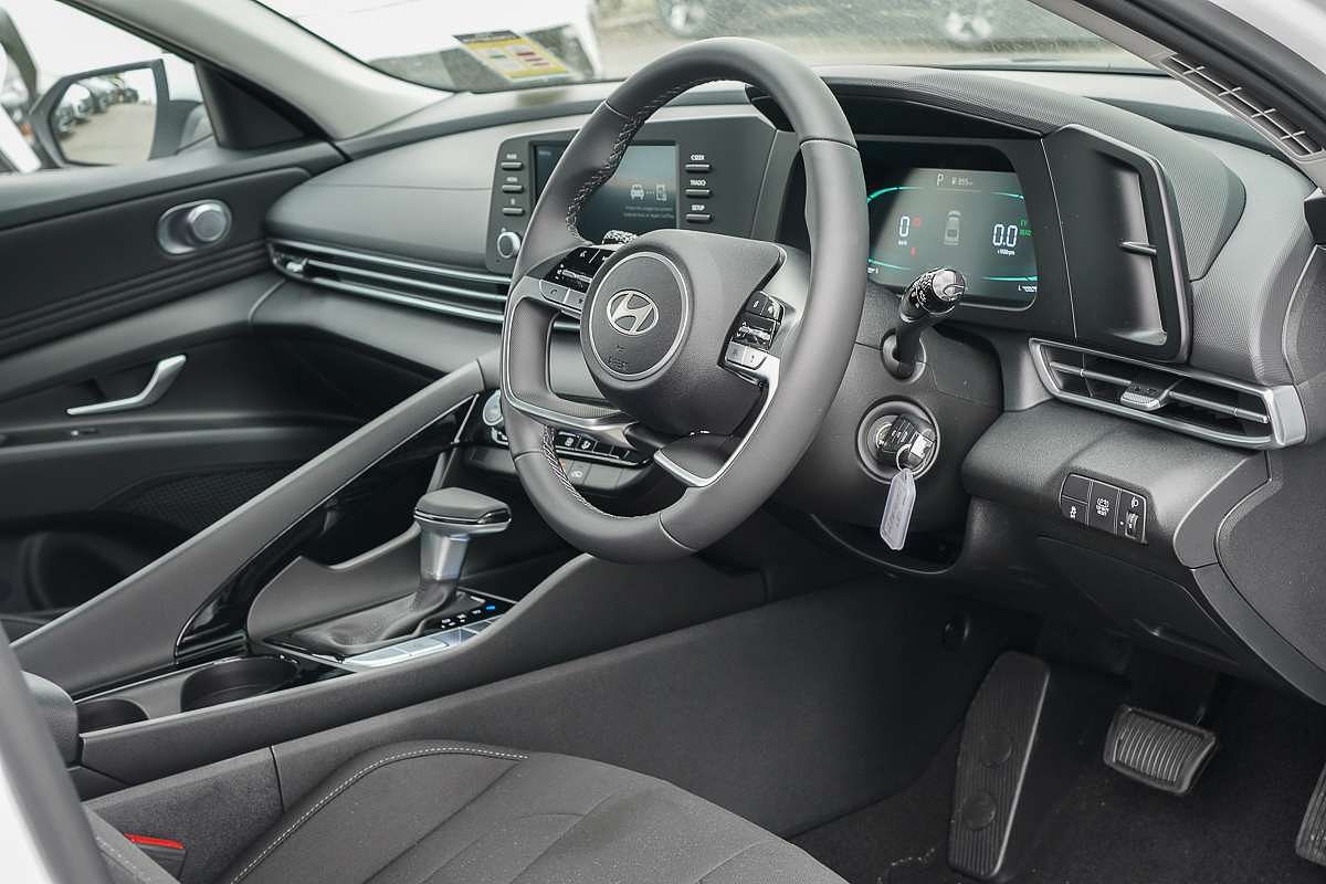 2025 Hyundai i30 Hybrid CN7.V2