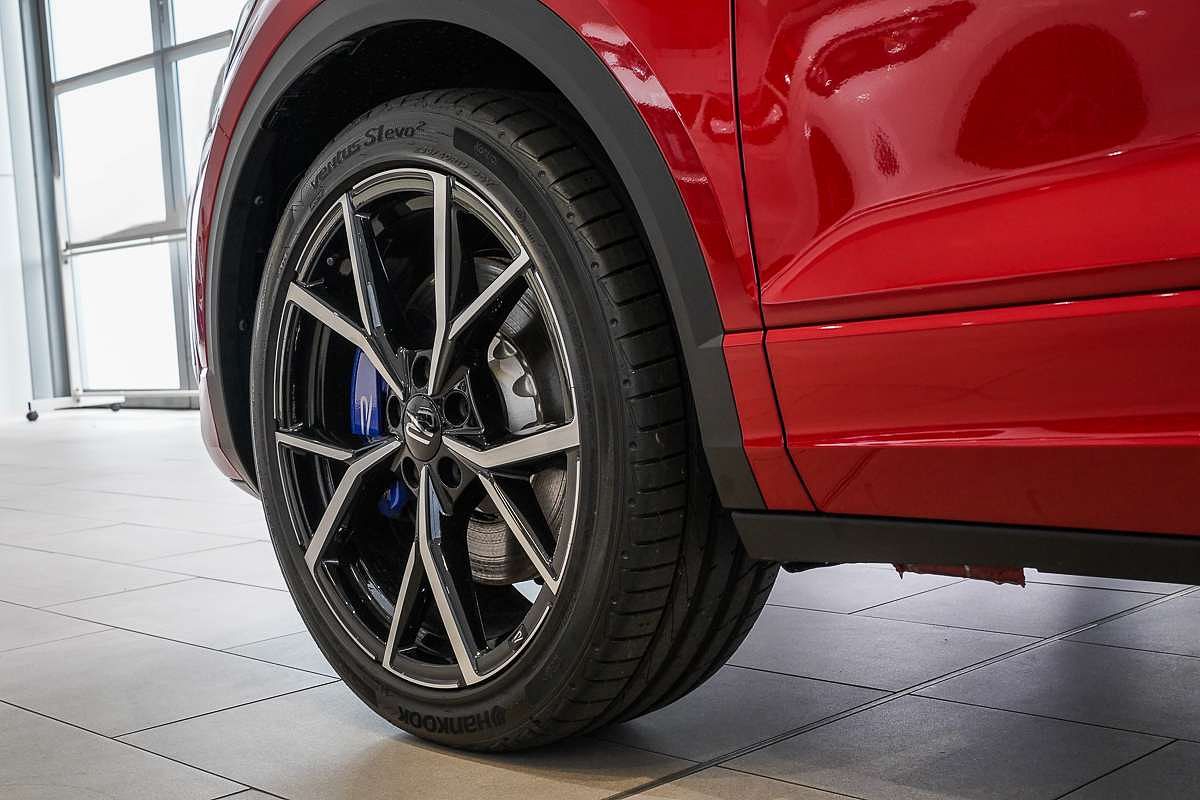 2025 Volkswagen T-Roc R D11