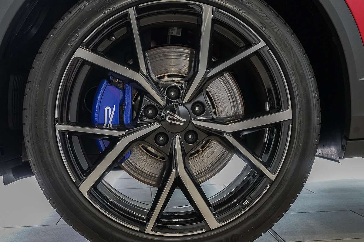 2025 Volkswagen T-Roc R D11