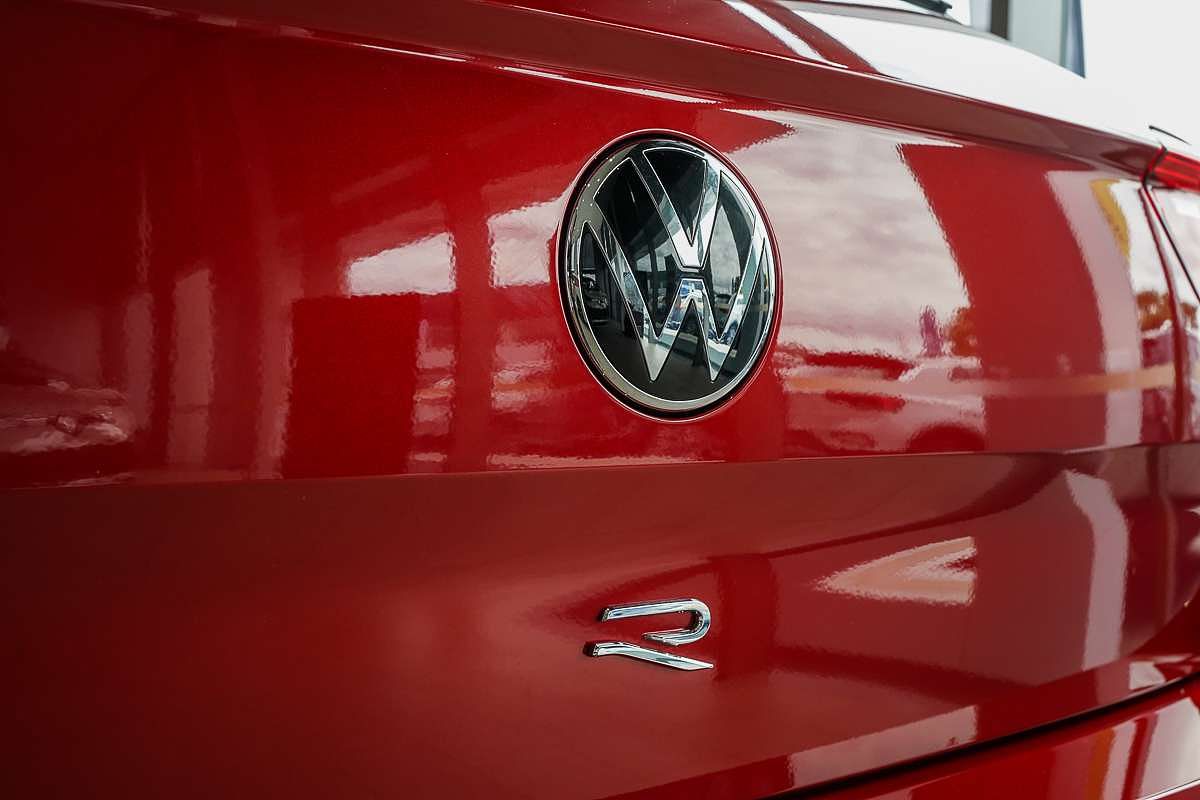 2025 Volkswagen T-Roc R D11