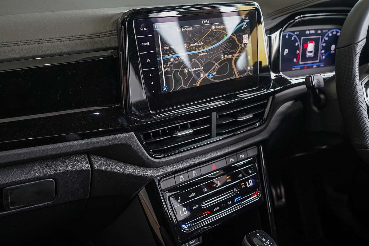 2025 Volkswagen T-Roc R D11