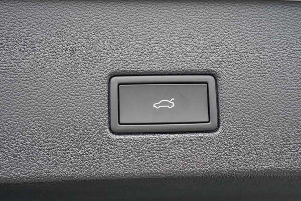 2025 Volkswagen T-Roc 110TSI Style D11