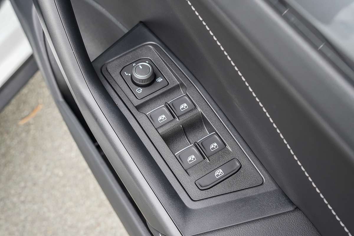 2025 Volkswagen T-Roc 110TSI Style D11