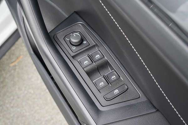 2025 Volkswagen T-Roc 110TSI Style D11