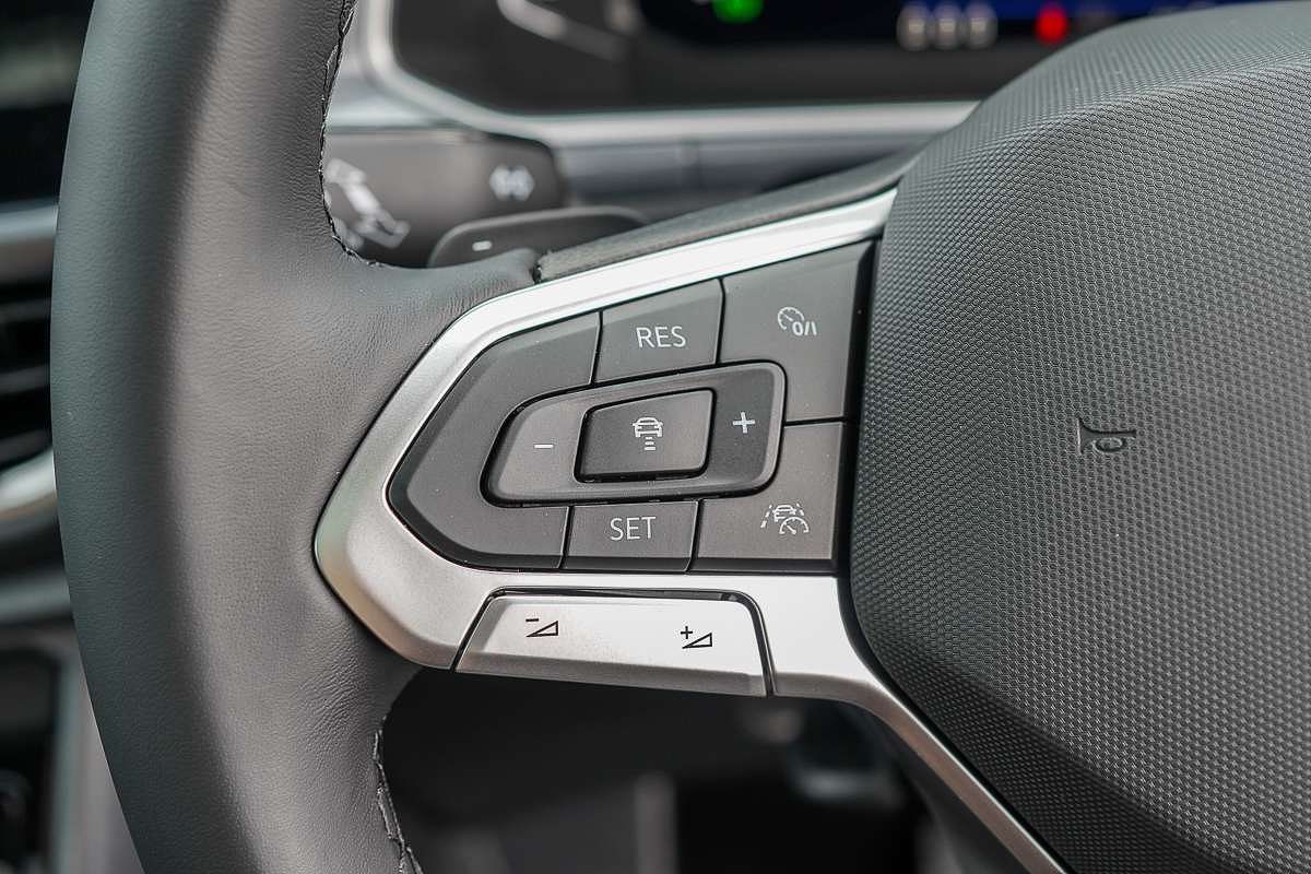 2025 Volkswagen T-Roc 110TSI Style D11