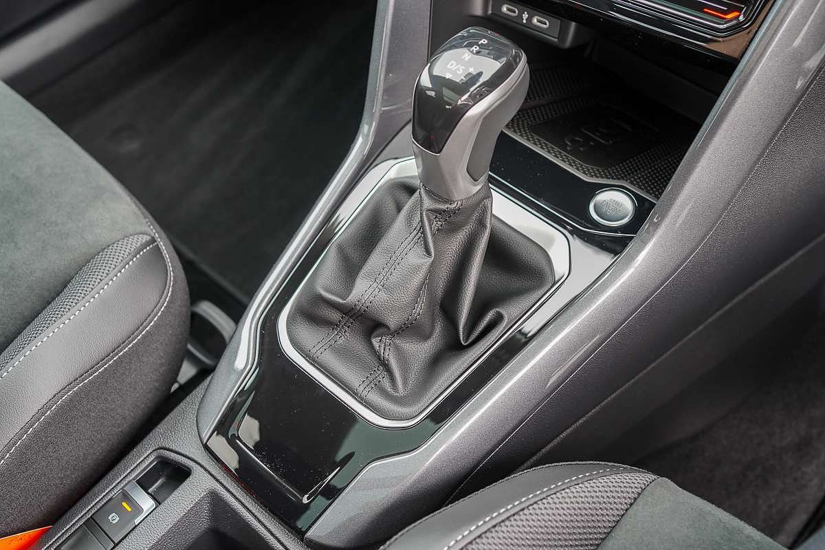 2025 Volkswagen T-Roc 110TSI Style D11