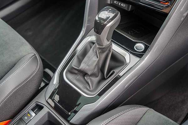 2025 Volkswagen T-Roc 110TSI Style D11