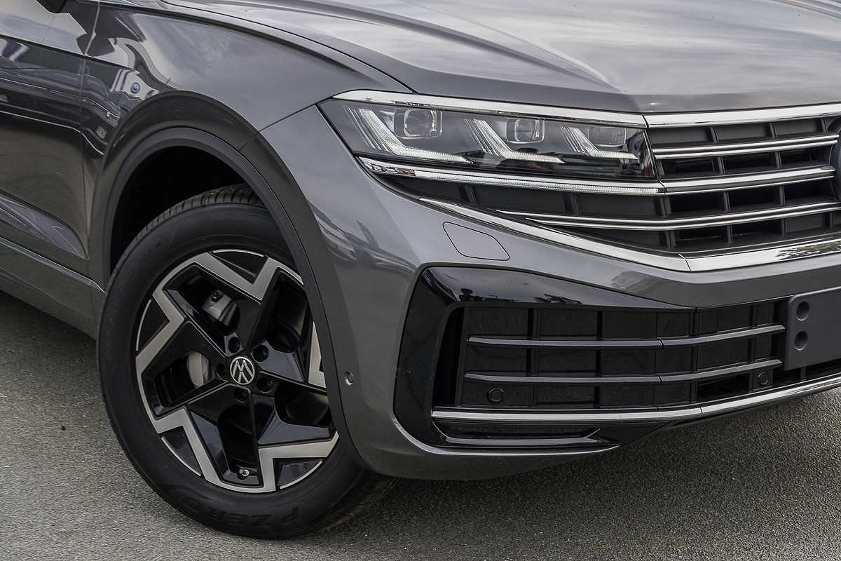 2025 Volkswagen Touareg 170TDI RC