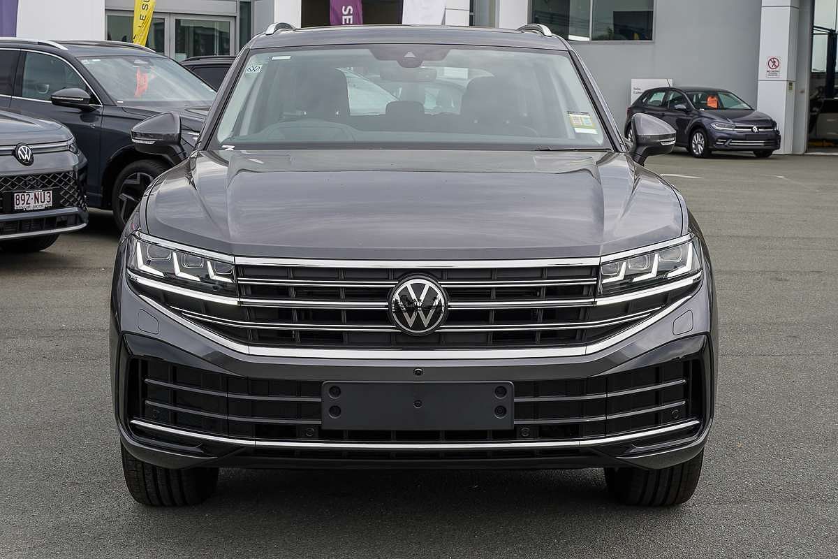 2025 Volkswagen Touareg 170TDI RC