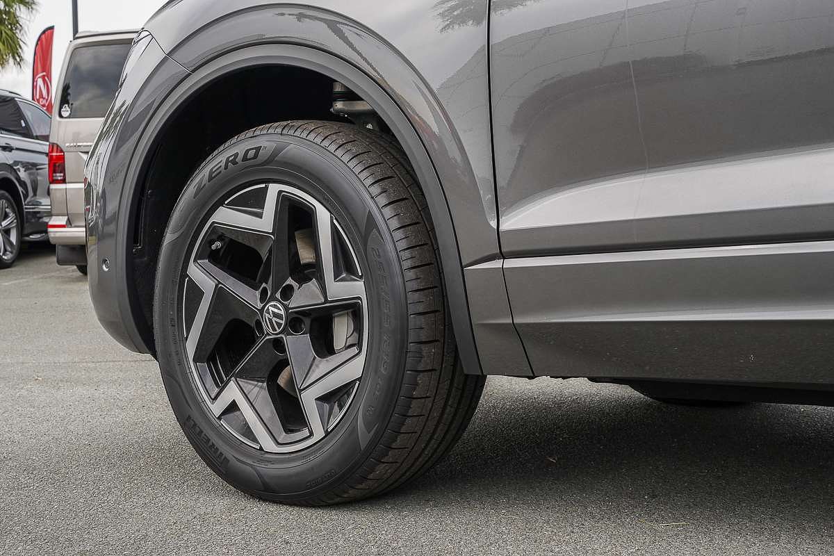 2025 Volkswagen Touareg 170TDI RC