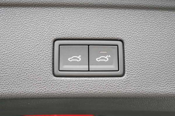 2025 Volkswagen Touareg 170TDI RC