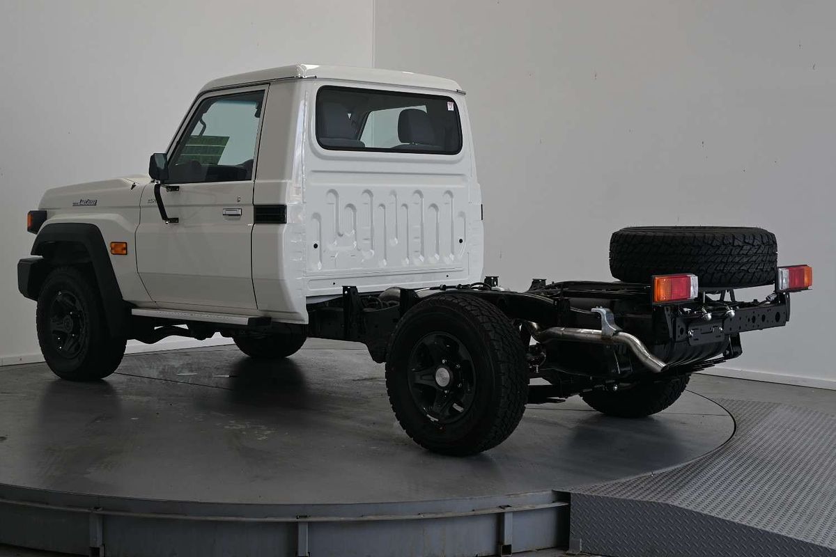 2025 Toyota Landcruiser GXL VDJL79R 4X4