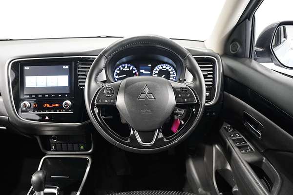 2020 Mitsubishi Outlander ES ZL