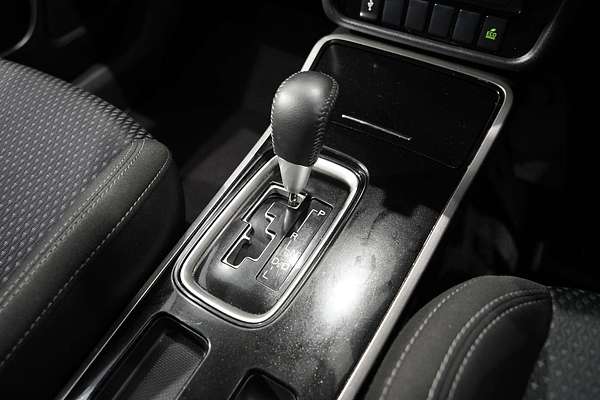 2020 Mitsubishi Outlander ES ZL