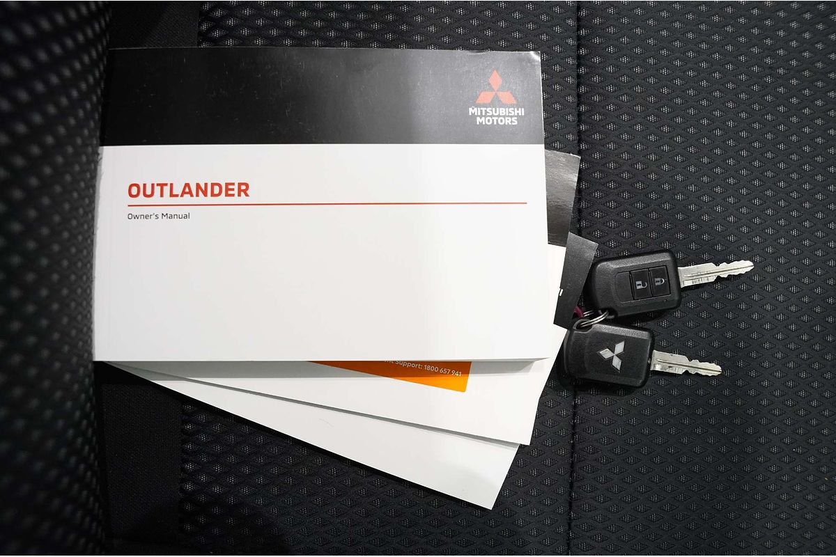 2020 Mitsubishi Outlander ES ZL