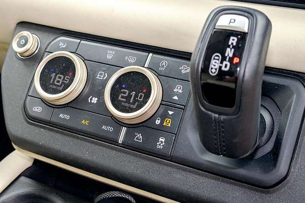 2021 Land Rover Defender 90 P400 HSE L663