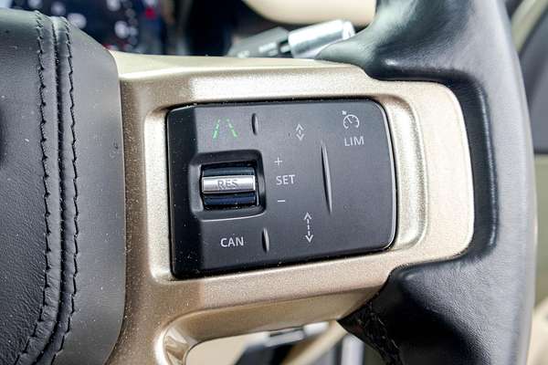 2021 Land Rover Defender 90 P400 HSE L663