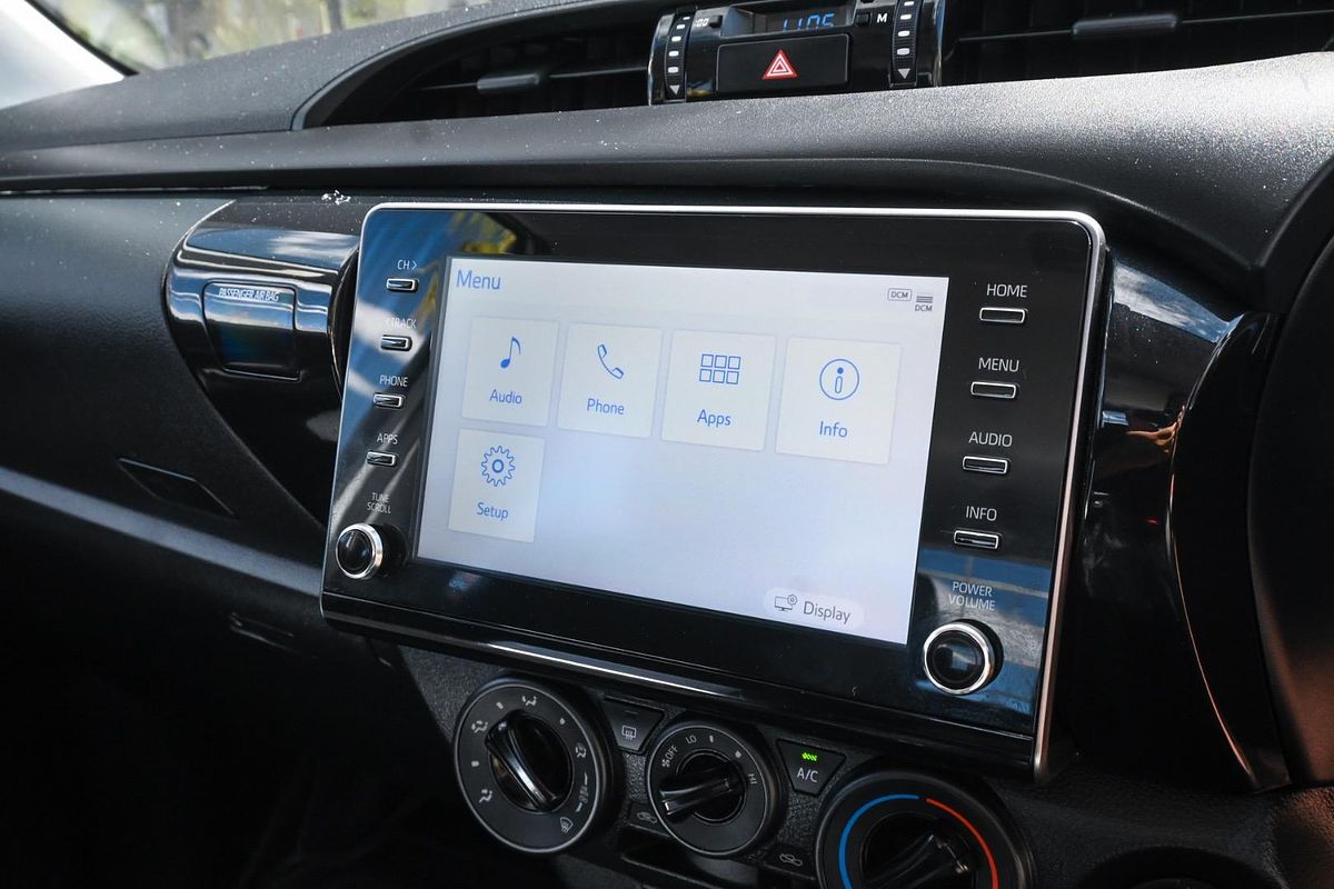 2024 Toyota Hilux SR GUN126R 4X4