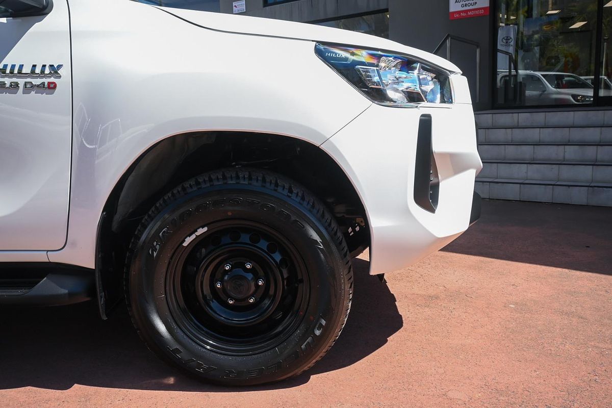 2024 Toyota Hilux SR GUN126R 4X4