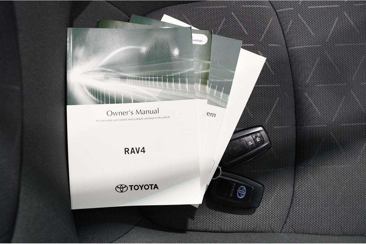 2022 Toyota RAV4 GXL AXAH54R