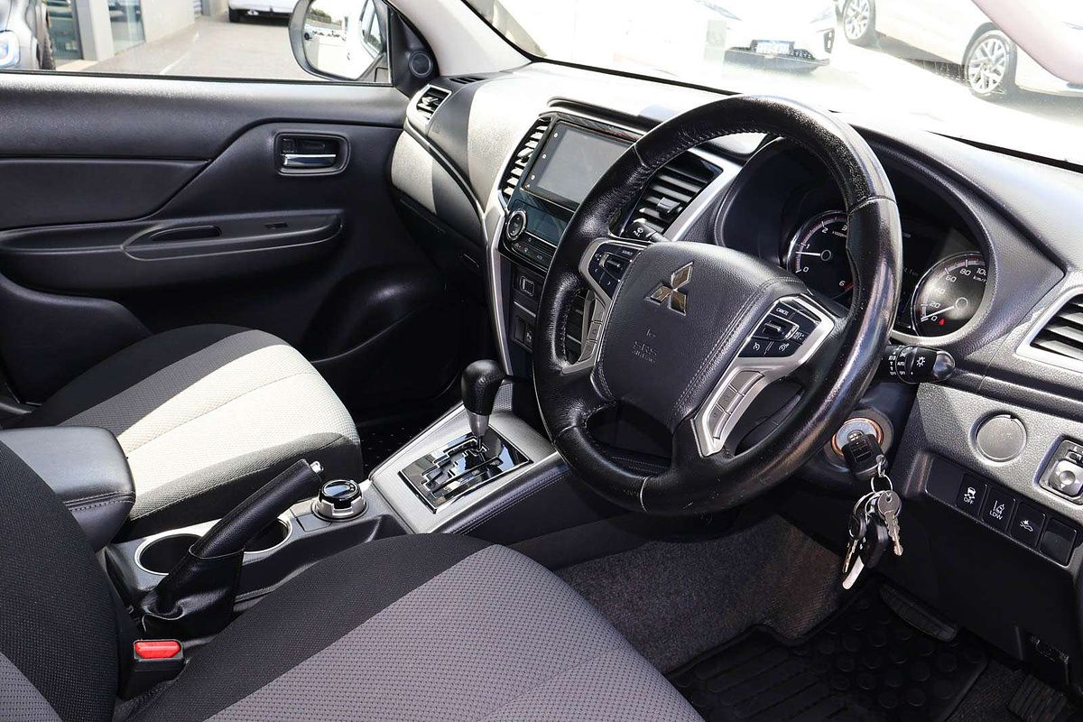 2022 Mitsubishi Triton GLX-R MR 4X4