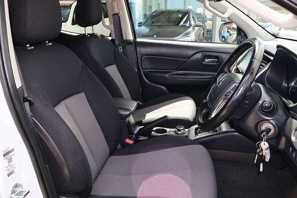 2022 Mitsubishi Triton GLX-R MR 4X4