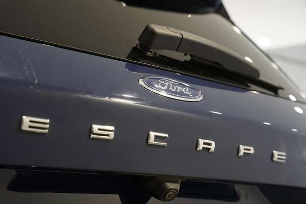 2021 Ford Escape ST-Line ZH