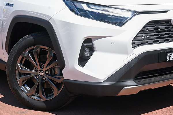 2024 Toyota RAV4 GXL AXAH52R