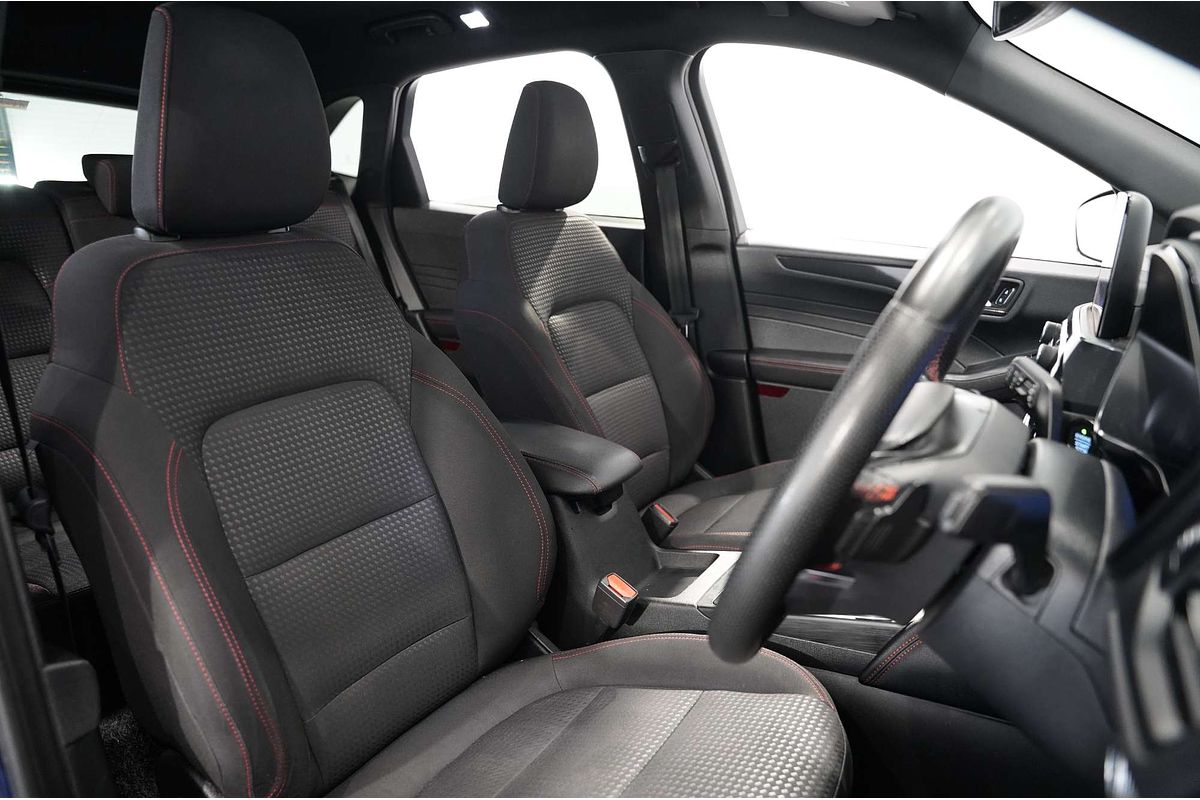 2021 Ford Escape ST-Line ZH