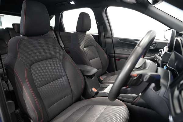 2021 Ford Escape ST-Line ZH