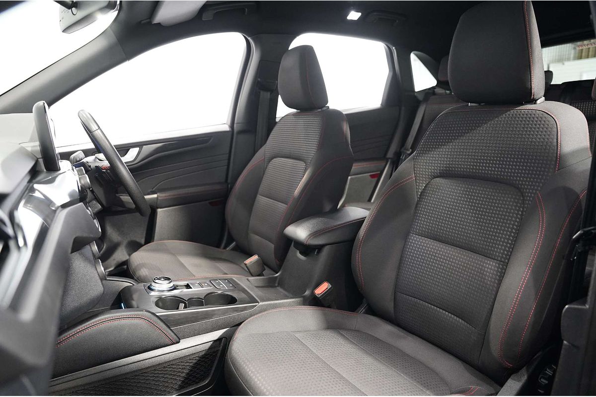 2021 Ford Escape ST-Line ZH