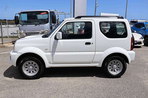 2013 Suzuki Jimny Sierra SN413 T6
