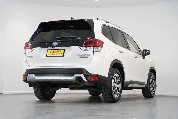 2023 Subaru Forester Hybrid L S5