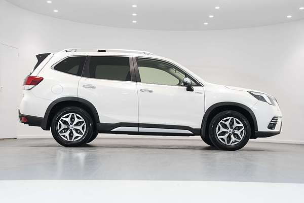 2023 Subaru Forester Hybrid L S5