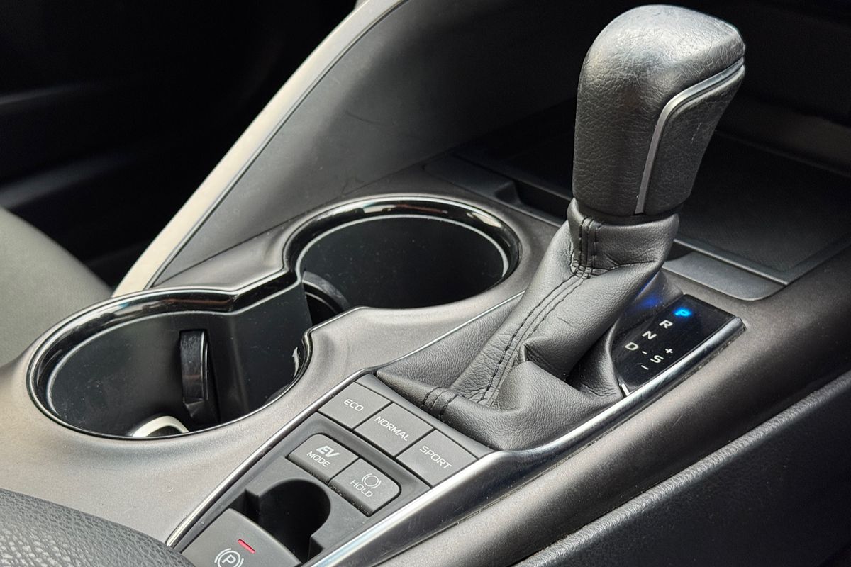 2021 Toyota Camry Ascent Sport AXVH70R